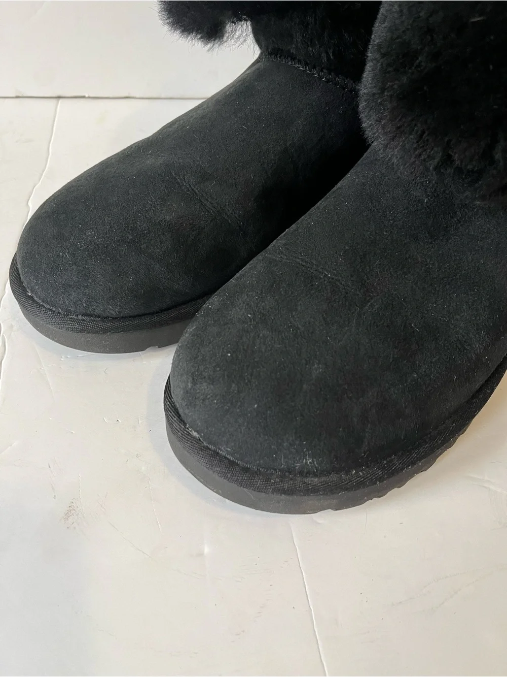 Ugg Black Suede shearling Fluff Collar details Button Ankle Boots size 10